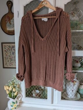 Wilfred Free Open-Knit Beachy V-Neck Hoodie Sweater Rust Brown
